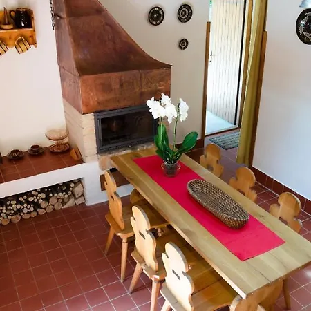 Prázdninový dům Summer House Near *